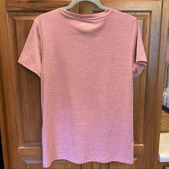 Large- Under Armour Heat Gear Tshirt - Picture 2 of 3